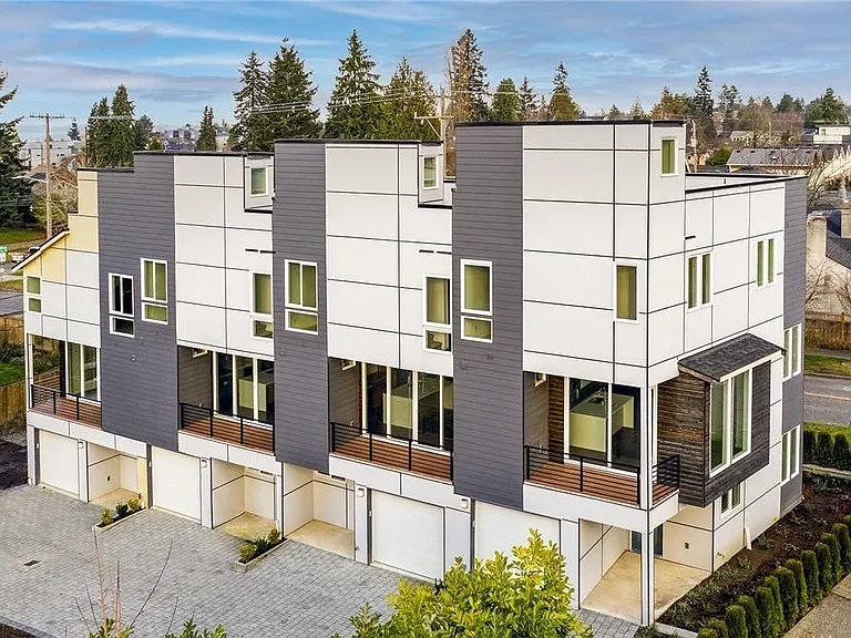 6303 Fauntleroy Way SW #A — Photo 3