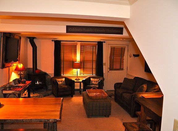 2nd image of 125 Greenwood St APT 8