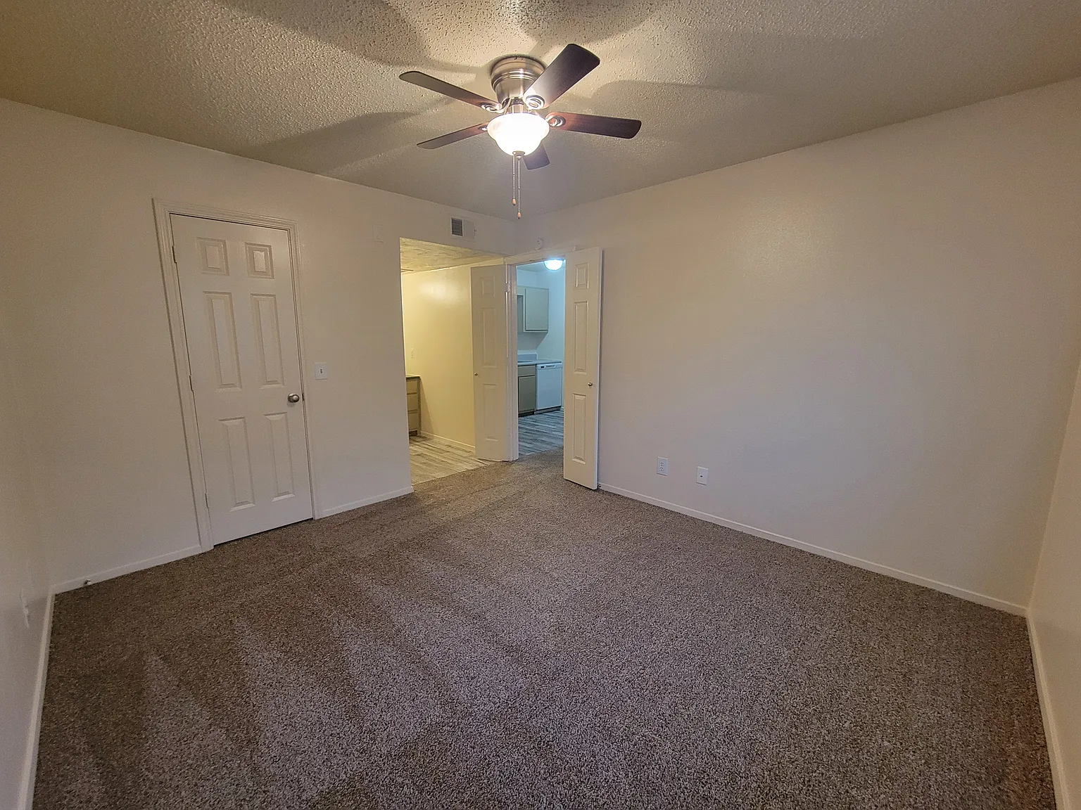 1 bed, 500 sqft, $785 — Photo 4