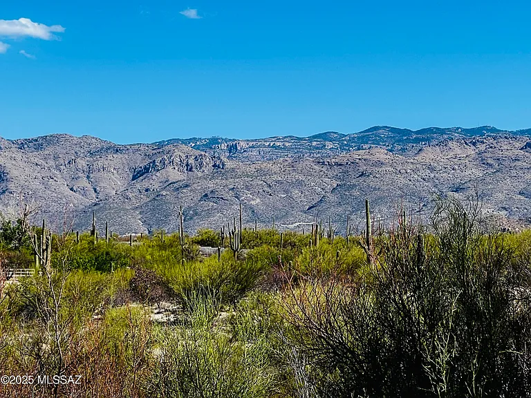 12825 E Cape Horn Dr — Photo 12
