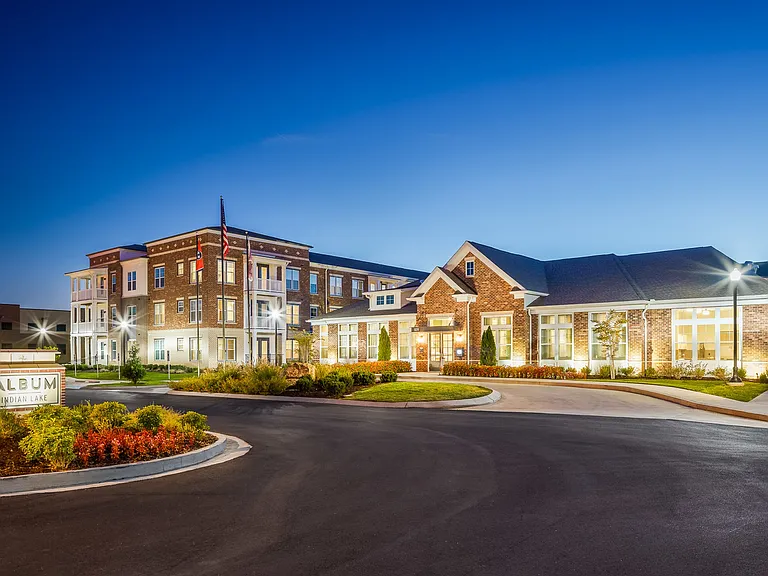 Album Indian Lake- 55+ Active Adult Apartments — Photo 1