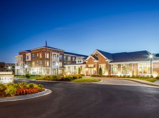 Album Indian Lake- 55+ Active Adult Apartments, Hendersonville, TN 37075