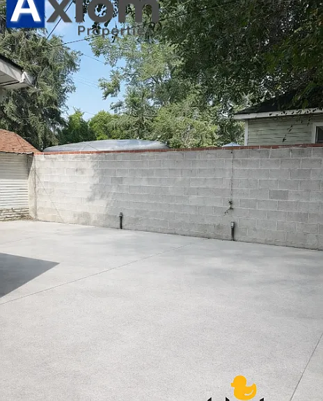 Lewis 1248 E — Photo 2