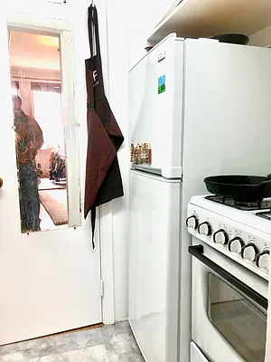 Rented by Batra Group Inc | media 3