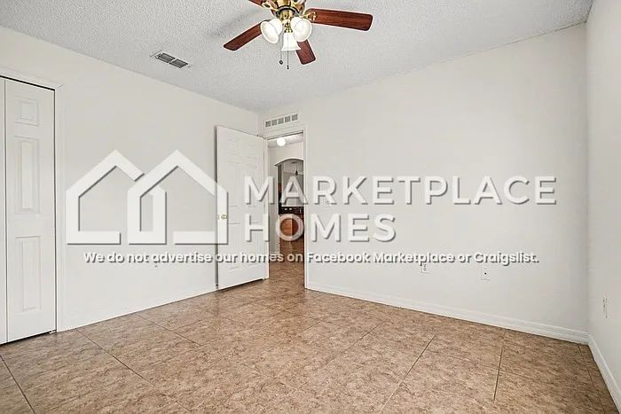 830 Painesville St SE — Photo 17