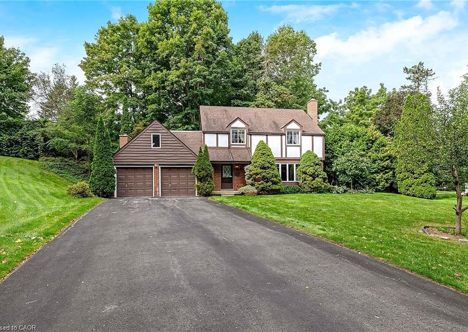 1st image of 12 Mullen Pl