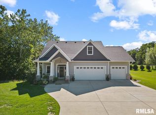 687 Northfork Rd, Metamora, IL 61548