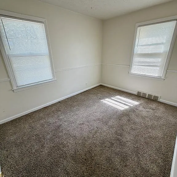 26 Meadowbrook Ave — Photo 7