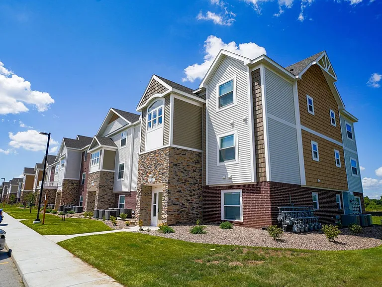 Copper Creek Apartment Homes — Photo 59