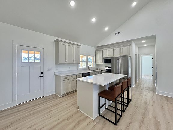 35th image of 2250 Elkton Pike