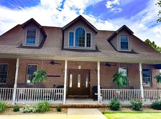 115 Greenbrier Ln, Davisville, WV 26142