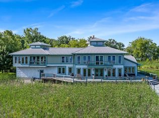 2350 Crane Rd, Fenton, MI 48430