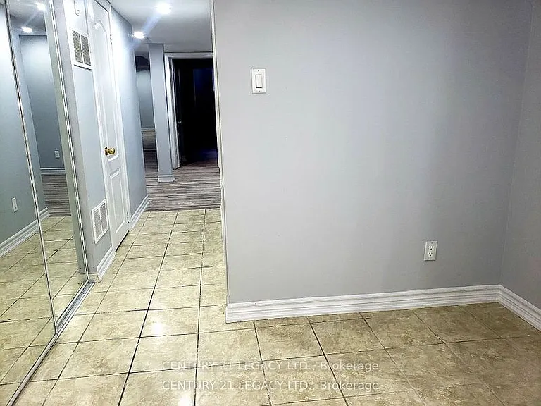 21 Kilrea Way #LOWER LEVEL — Photo 13