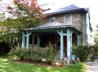 24 Benezet St, Philadelphia, PA 19118