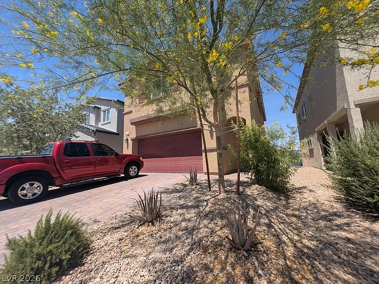 5224 Sunstone Mesa Dr — Photo 2