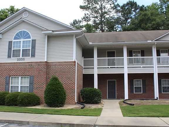 3rd image of 2235 Locksley Woods Dr APT B