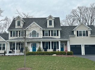 100 Saddleback Ln, Canton, MA 02021