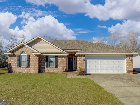 312 Bristol Dr, Bloomingdale, GA 31302