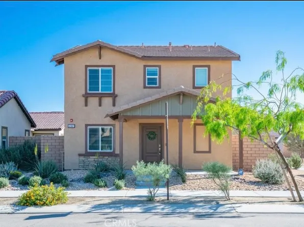 67361 Rio Largo Rd, Cathedral City, CA 92234