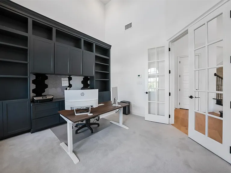 7108 Calypso Ln — Photo 7