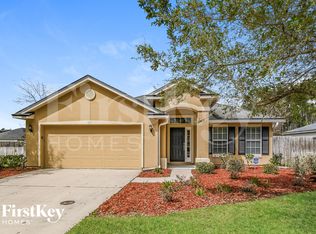 324 W New England Dr, Elkton, FL 32033