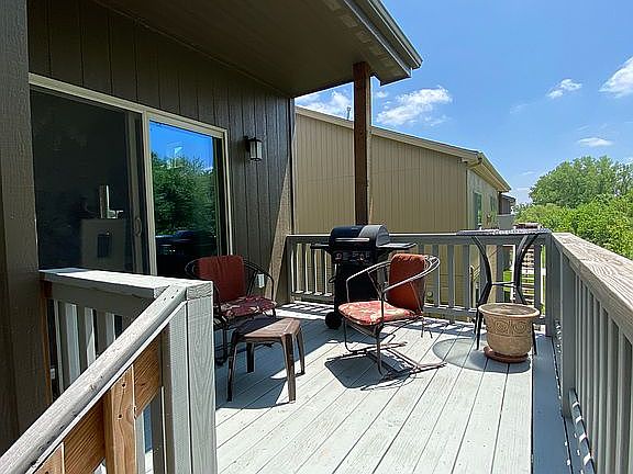 5th image of 8112 S 190th St