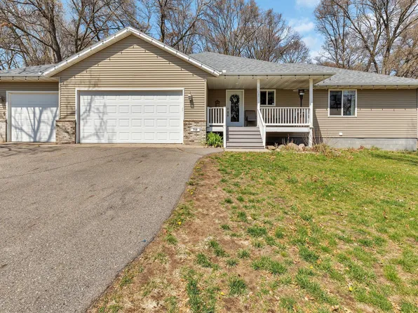 708 N Ironwood Dr, Royalton, MN 56373
