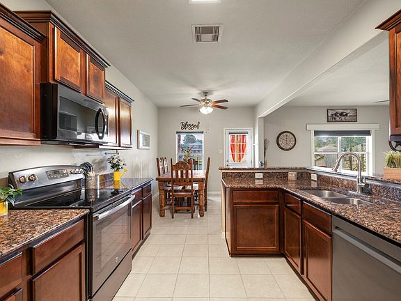 5th image of 30922 W Lost Creek Blvd