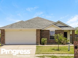 1520 Castle Ridge Rd, Fort Worth, TX 76140