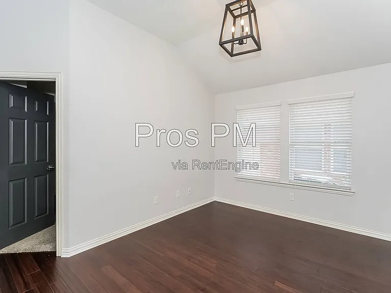 500 Turnstone Dr — Photo 8