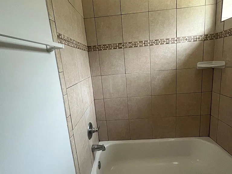 4773 S Capitol Ter SW #1 — Photo 4