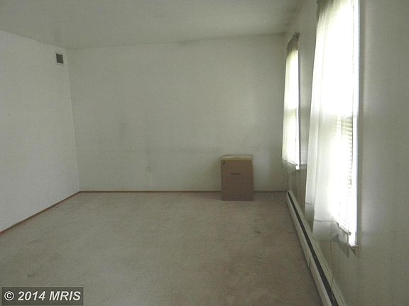 5th image of 14813 Dyer Dr