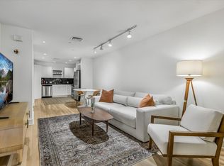 901 W 9th St APT 214, Austin, TX 78703