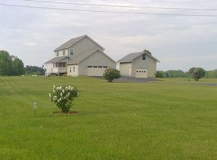 1 Waters Edge Dr, Swanton, VT 05488