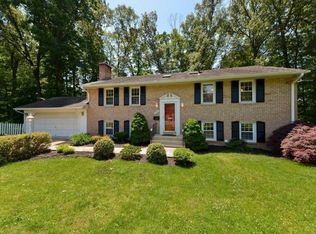 4703 Harling Ln, Annandale, VA 22003