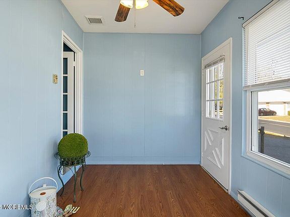 2nd image of 136 A Azalea Drive