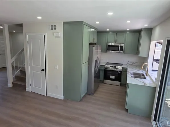 1700 W Cerritos Ave Unit 206, Anaheim, CA 92804
