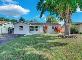22682 SW 65th Cir, Boca Raton, FL 33428