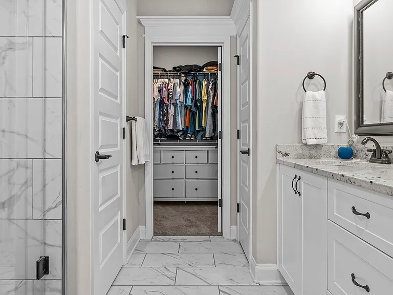 1540 Carriage Ridge Dr — Photo 30