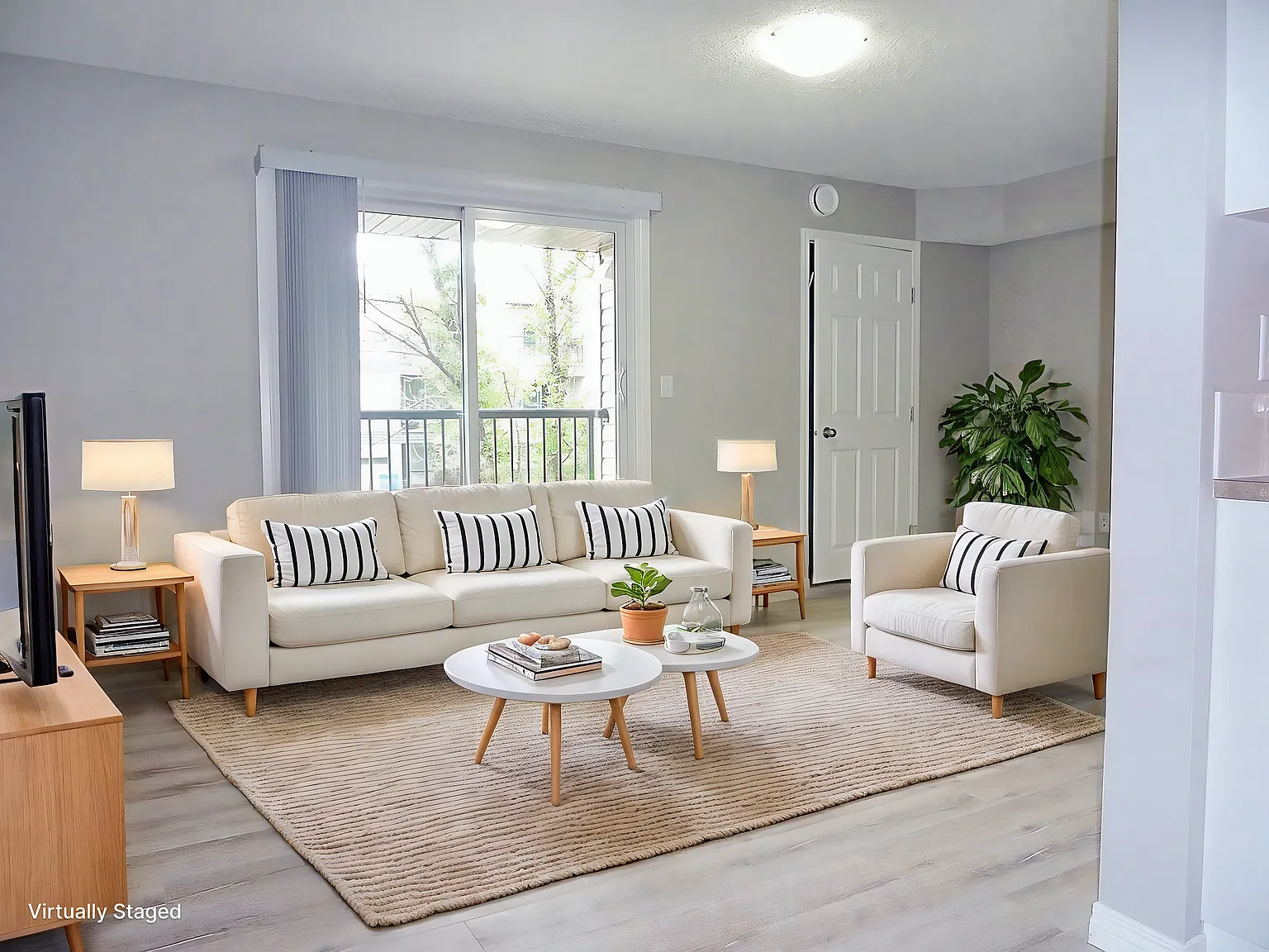 Windsor Green — Photo 3