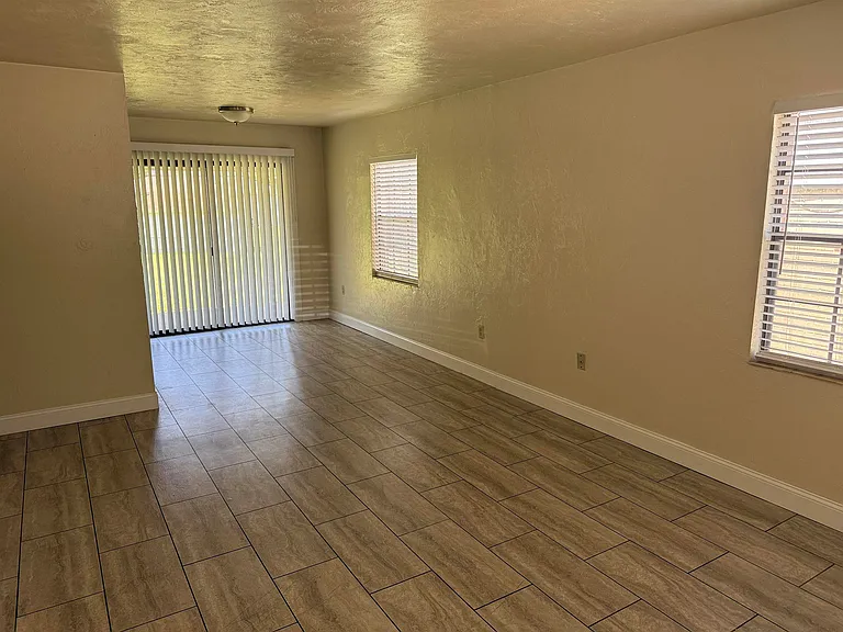 2622 Old Bainbridge Rd #D — Photo 13