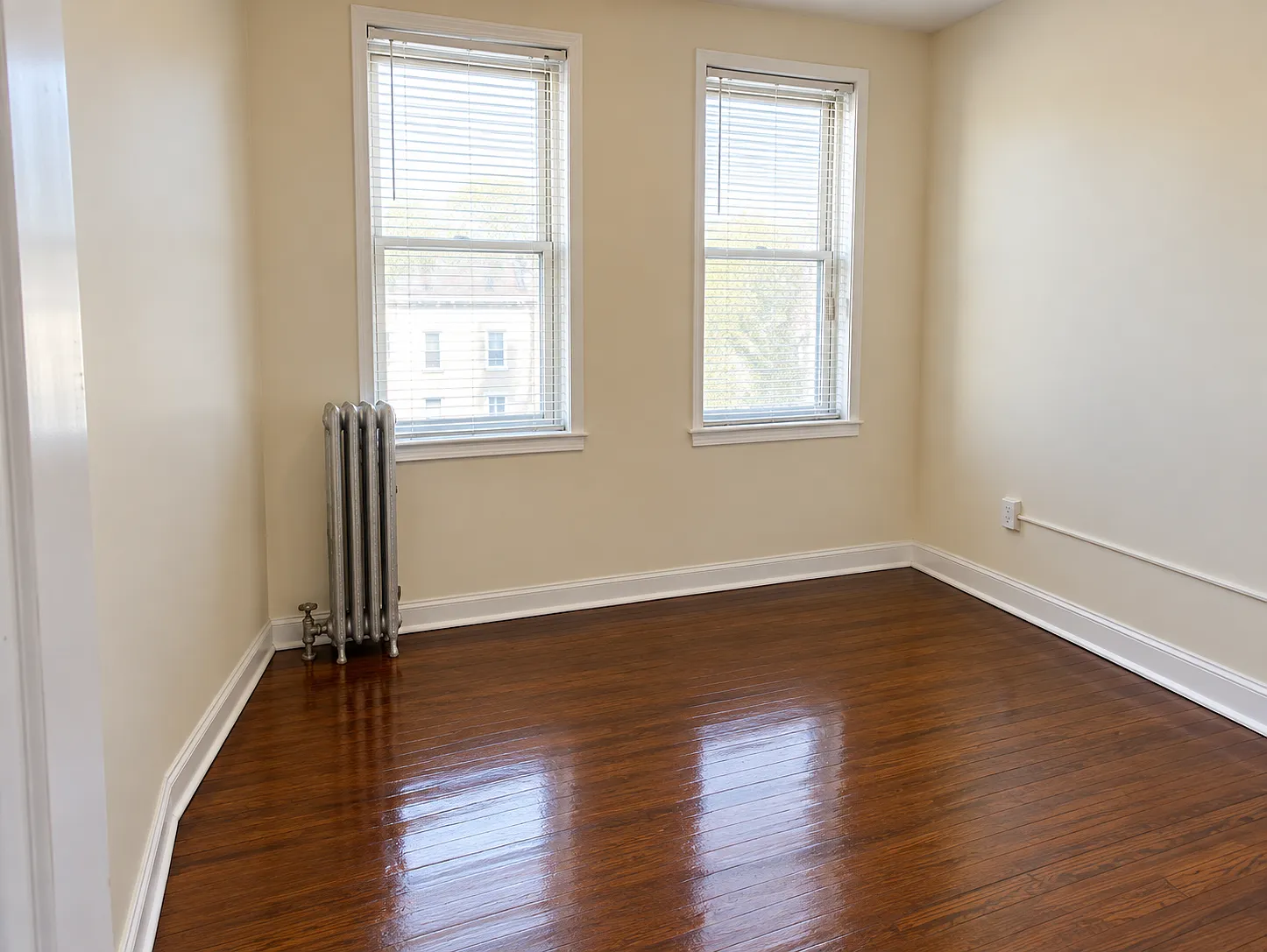 2 bed, 600 sqft, $1,850 — Photo 4