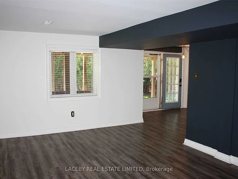 19 Grandview Cres — Photo 2