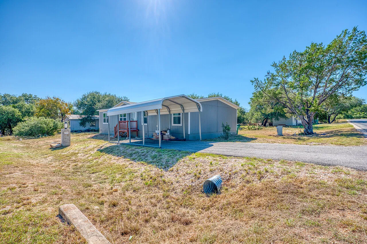 4 bed, 1578 sqft, $1,500 — Photo 2