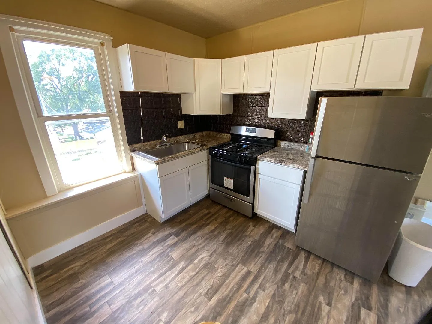 1328 E 3rd St - #3 — Photo 3