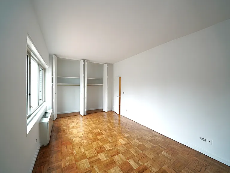 444 E 82nd St #14P — Photo 5