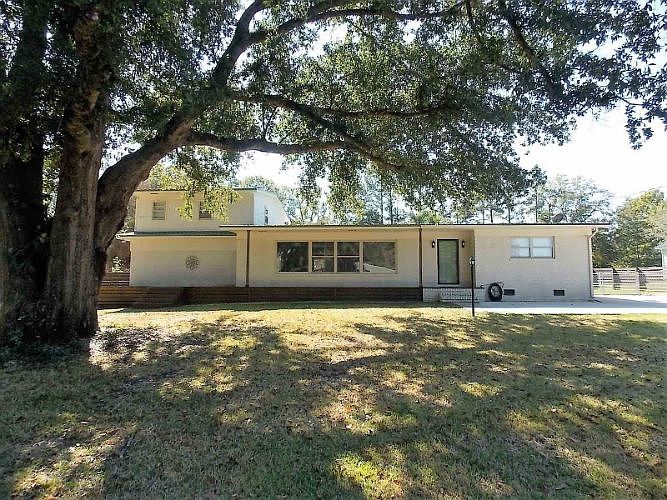 1st image of 401 Wilburn Cir