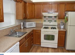 814 Blue Gate Ln, Sinking Spring, PA 19608