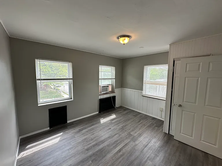 2921 Marshall Ave #2 — Photo 10