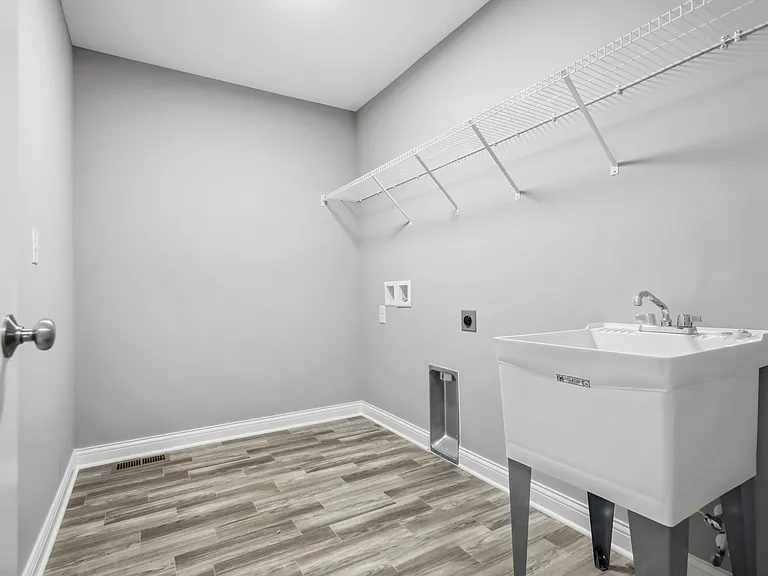 7051 Aster Way — Photo 15